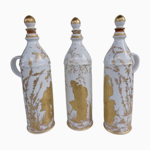 Botellas japonesas de principios del siglo XX con licor de porcelana, década de 1890. Juego de 3