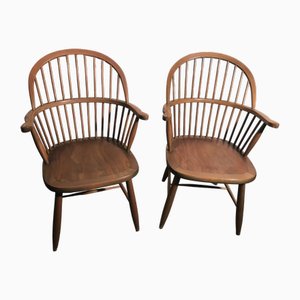 Dänische Windsor Stühle im Stil von Hans Wegner, 1950er, 2er Set