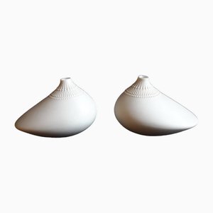 Vintage Flower Vases in White Bisquit Porcelain by Tapio Workkala for Rosenthal, 1970s, Set of 2