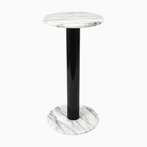 Mesa pedestal posmoderna de mármol de Carrara blanco, Italia, años 80