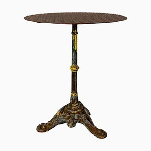 Tavolo da bistrò della fine del XIX secolo con ripiano in metallo e base in ferro battuto, Francia, fine XIX secolo, set di 2