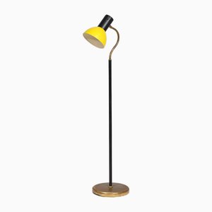 Italienische Stehlampe aus Messing mit Gelbem Lampenschirm, 1960er