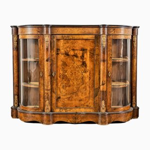 Credenza in noce, XIX secolo