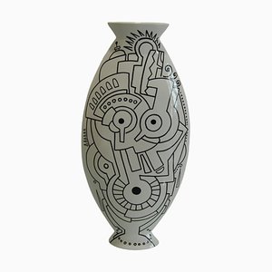 Jarrón de cerámica de Alessandro Guerriero