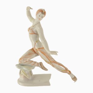 Figura de bailarina de porcelana, años 60