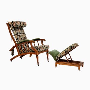 Poltrona e sgabello inglesi di J. Shoolbred per Morris and Co., anni '50