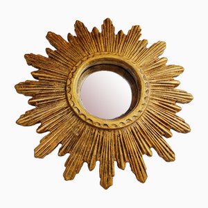 Kleiner goldener Vintage Spiegel mit Sonnenschliff, 1960er