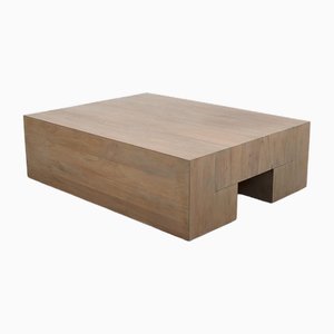 Mesa de centro de madera lavada en blanco