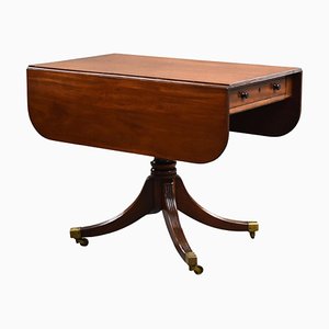 Regency Pembroke Table in Mahogany, 1820