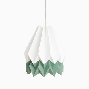 Lámpara Origami en blanco polar con franja Forest Mist de Orikomi