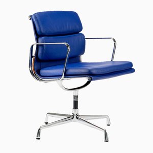 Chaise de Bureau Soft Pad Ea208 en Cuir Bleu et Aluminium par Charles & Ray Eames pour Vitra, 1990s