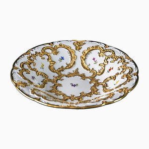 Plato Meissen de porcelana floral y dorado