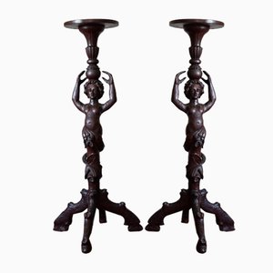Candelabros Torchere italianos de nogal tallado, siglo XIX. Juego de 2