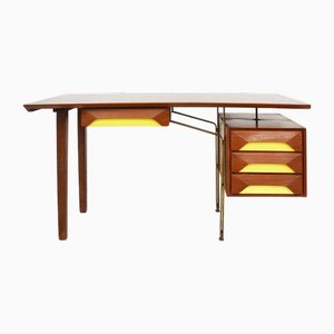 Mid-Century Modern Italian Design and Production Boomerang Desk with Suspended Top by Ico & Luisa Parisi, 1959