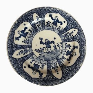 Assiette Antique Peinte à la Main Bleue et Blanche, Chine, 1860s