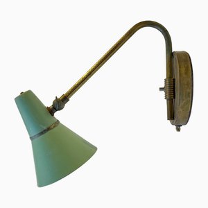 Skandinavische Pastellgrüne Wandlampe aus Messing & Aluminium, 1950er