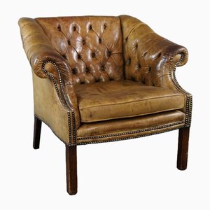 Chesterfield Lounge Chair with Padded Back