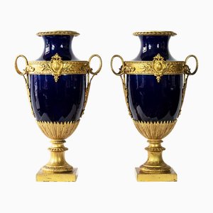 Französische Sevres Porzellan Vasen in Kobaltblau & Bronze, 1890er, 2er Set
