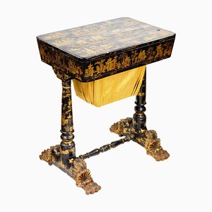 19th Century Handicraft Desk in Black and Gold Beijing Lacquered Inlaid Wood