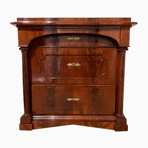 Small Chest of Drawers in Pyramid Mahogany