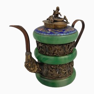 Tetera china del siglo XIX con decoración cloisonné de mono y sapo
