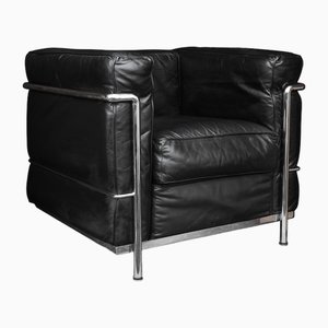 LC2 Armchair in Black Leather with Tubular Chrome Shaped Frame from Le Corbusier, 1970s