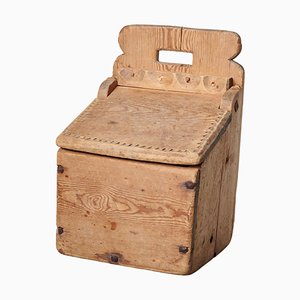 Caja de harina antigua hecha a mano con arte folclórico del Norte de Suecia
