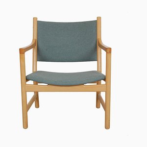 Ch-52 Lounge Chair in Beech by Hans Wegner for Carl Hansen & Søn