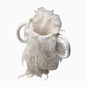 Vaso in lana infeltrita Naturally Dyed di Inês Schertel
