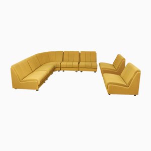 Großes modulares Mid-Century Sofa mit gelbem Stoffbezug, 1970er, 7 . Set