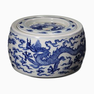 Vaso da cricket blu e bianco in stile Ming del periodo della Repubblica