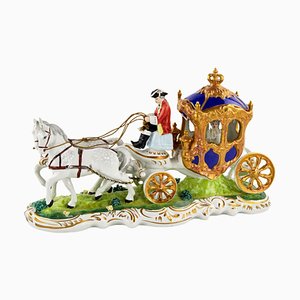 Carrosse en Composition de Porcelaine, 20ème Siècle, Dresde, Allemagne