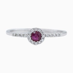 18 Karat White Gold Ring with Ruby and Diamonds