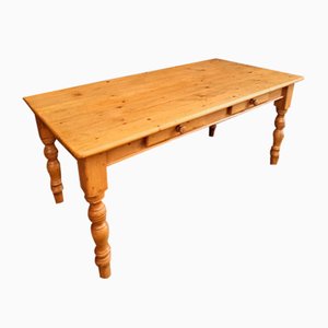 Vintage Farmhouse Dining Table in Pine