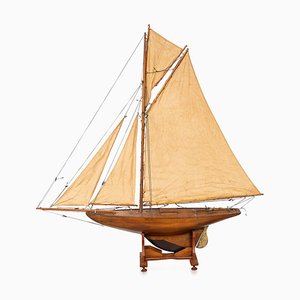 Grand Modèle de Yacht Édouardien du 20ème Siècle en Bois, 1910s