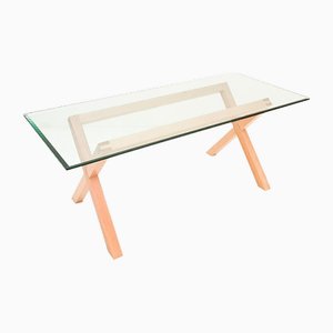 Mesa de comedor de madera con tablero de vidrio