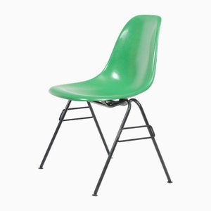 Kelly Green Stackable Chairs by Charles & Ray Eames for Herman Miller, 1970s, Set of 6