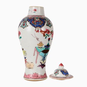 Jarrón Jarrón de porcelana, Yongzheng, China, 1735