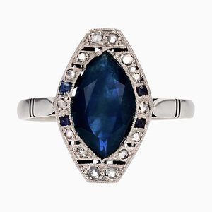 French Art Deco 18 Karat White Gold Shuttle Ring with Sapphire and Diamonds, 1920s