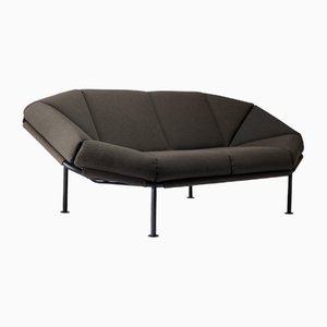 Atlas Zwei-Sitzer Sofa in Khaki von Leonard Kadid für Kann Design