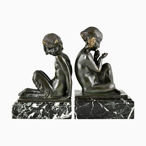 Art Deco Bronze Buchstützen Faun und Mädchen mit Trauben von Pierre Laurel, 1925, 2er Set