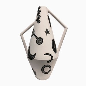 Kora Feminine Alchemy Vase von Studiopepe