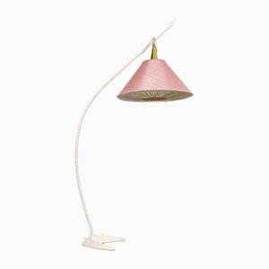 Stehlampe mit rosa Schirm