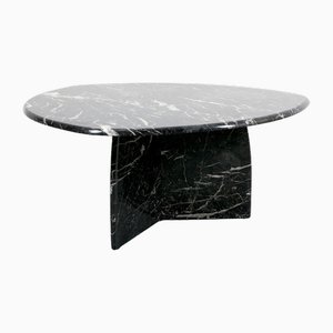 Couchtisch aus schwarzem Marmor