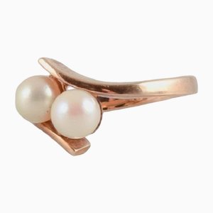 Scandinavian Goldsmith Gold Ring with Two Cultured Pearls, 1960s