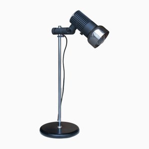 Lámpara de escritorio funcional en cromo