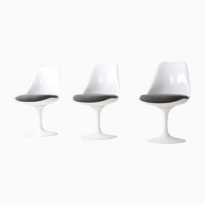 Tulip Swivel Dining Chairs in the style of Eero Saarinen for Knoll International, 1990