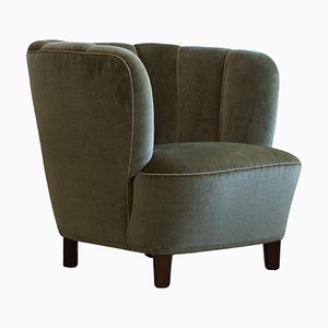 Mid-Century Danish Curved Club Chair in the style of Viggo Boesen, 1940s