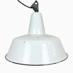 Lampada a sospensione industriale bianca smaltata di Zaos, anni '60