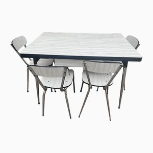 Tavolo da pranzo e sedie in formica bianca, anni '50, set di 5